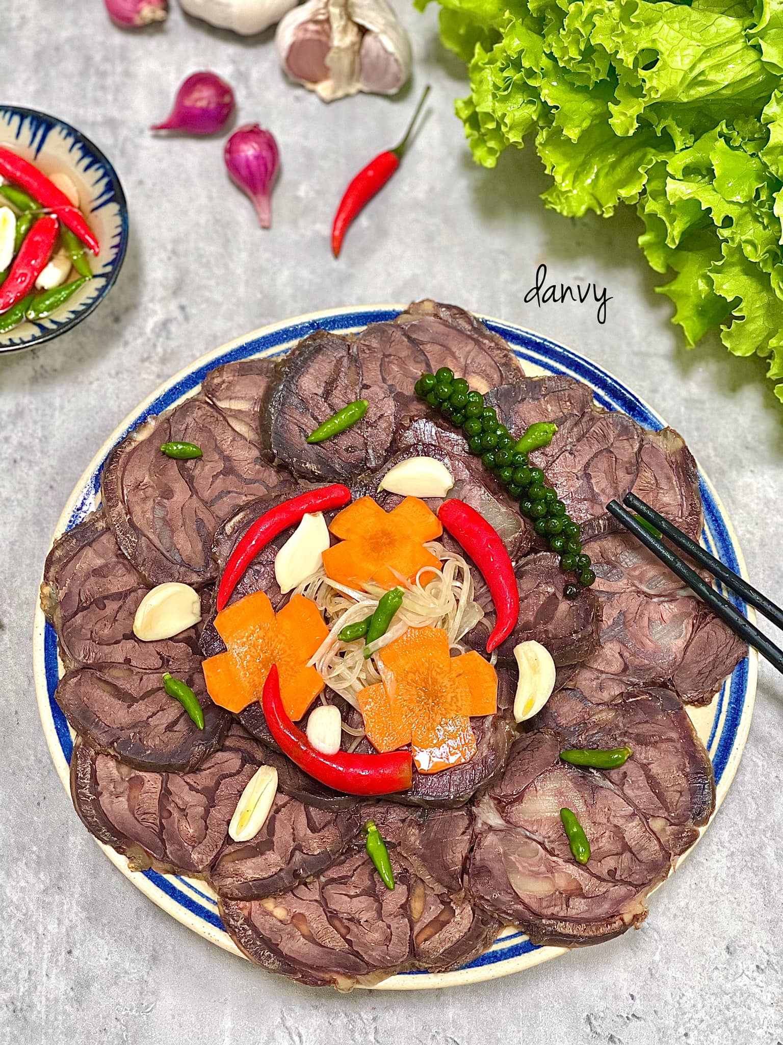 Thịt bò ngâm mắm theo cách này, ăn cơm hoặc làm mồi nhậu đều miễn chê - 1