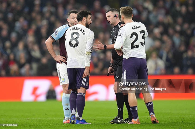 MU thảm họa kép: Thua đau Aston Villa, đội trưởng Fernandes nghỉ 1 tháng - 5