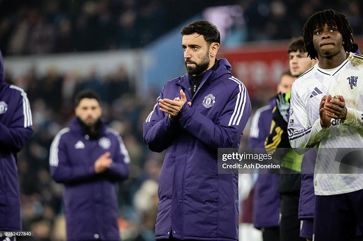 MU thảm họa kép: Thua đau Aston Villa, đội trưởng Fernandes nghỉ 1 tháng - 3