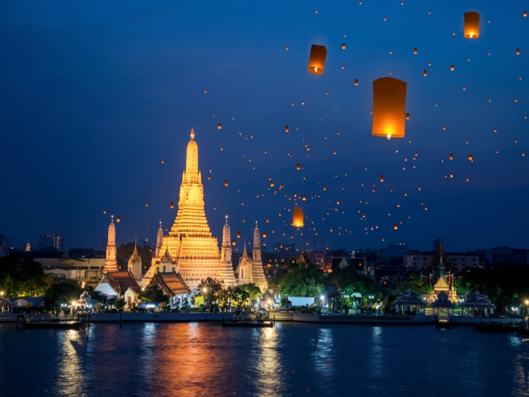 Thái Lan mở cửa 6 tỉnh cho du khách đã tiêm vaccine COVID-19