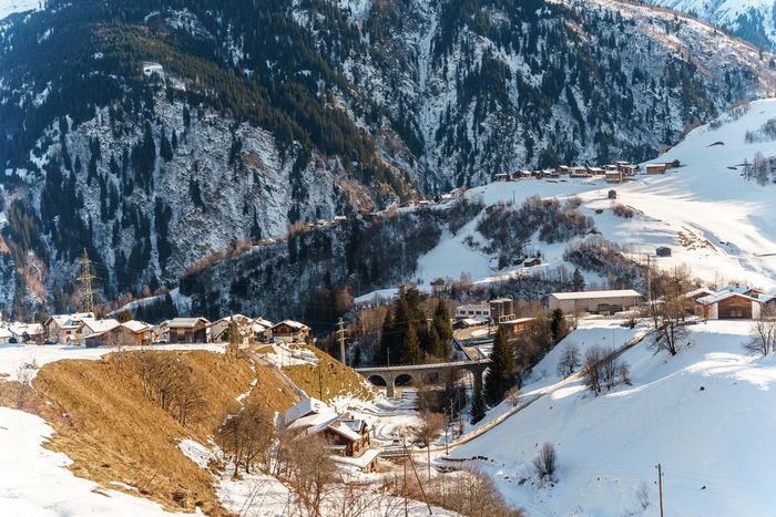 Du khách Việt 'lạc' vào ngôi làng băng tuyết đẹp 'rụng tim' ở Thụy Sĩ - 5
