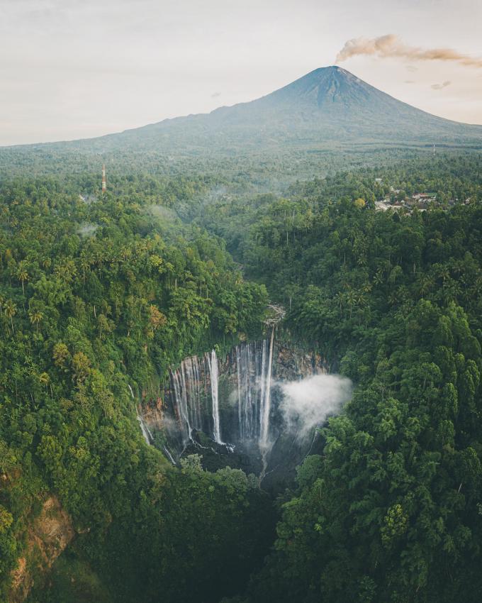 Cảnh đẹp như cổ tích ở thác nước đẹp nhất Indonesia - 5