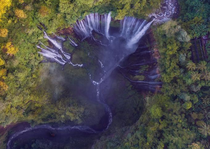 Cảnh đẹp như cổ tích ở thác nước đẹp nhất Indonesia - 7