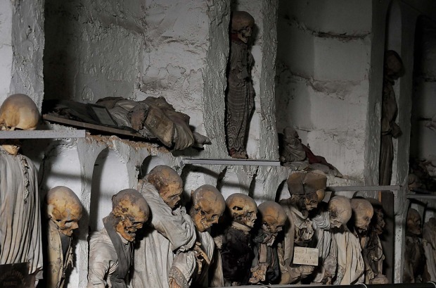 Bí ẩn hầm mộ cổ lớn nhất châu Âu chứa hàng nghìn xác ướp trẻ em - 4