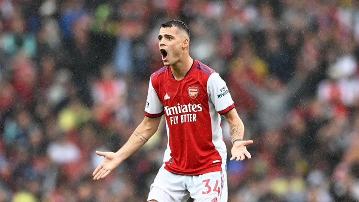 Arsenal thua sốc đội hạng dưới ở FA Cup, đón thêm tin dữ về trụ cột - 2