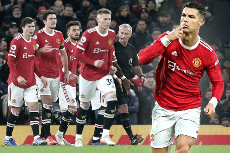Ronaldo chỉ trích đồng đội MU lười, báo Anh tiết lộ điều bất ngờ - 2