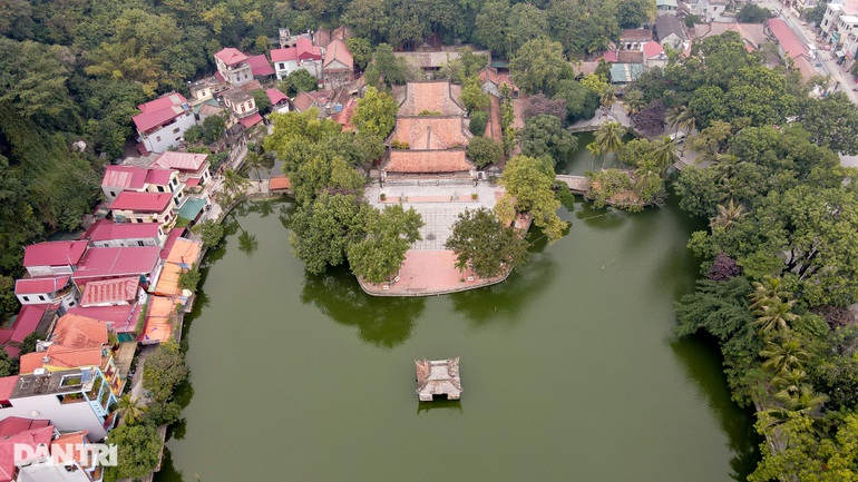 Mục sở thị ngôi chùa có hang "Sơn Đoòng thu nhỏ" ở Hà Nội - 1