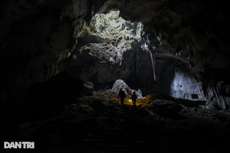Mục sở thị ngôi chùa có hang "Sơn Đoòng thu nhỏ" ở Hà Nội - 10