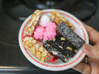 Ăn gì - Kẹo thèo lèo - món ăn không thể thiếu trong lễ cúng ông Táo của người Sài Gòn