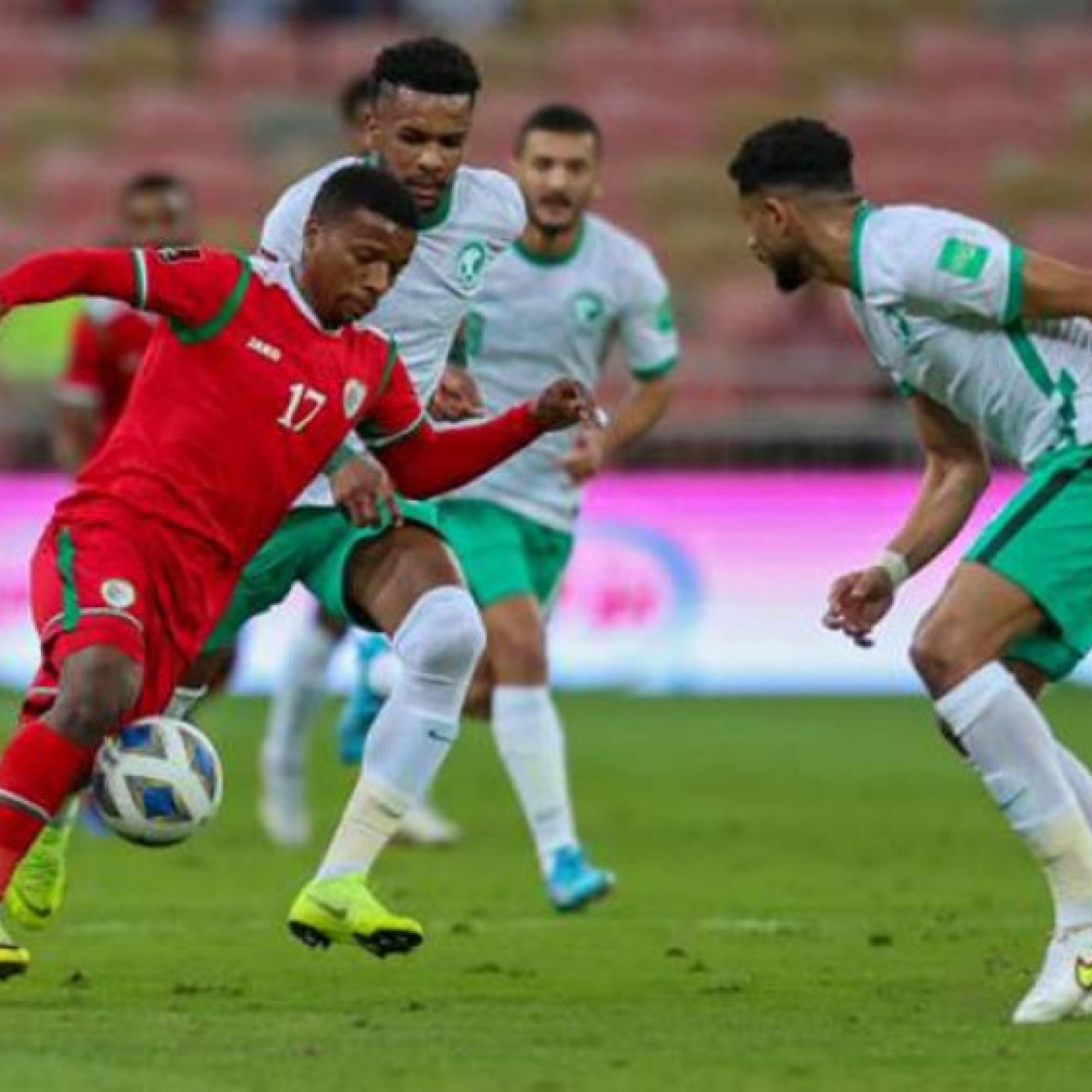  - Video bóng đá Saudi Arabia - Oman: Bước ngoặt đầu hiệp 2, ông lớn chống đỡ (Vòng loại World Cup)