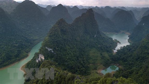 Thưởng ngoạn những hồ nước thơ mộng tuyệt đẹp ở Cao Bằng - 2