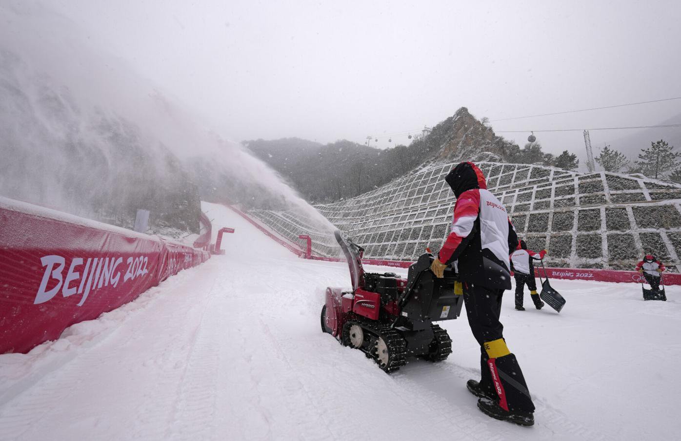 Tuyết lần đầu rơi tại Olympic mùa đông ở Bắc Kinh - 6