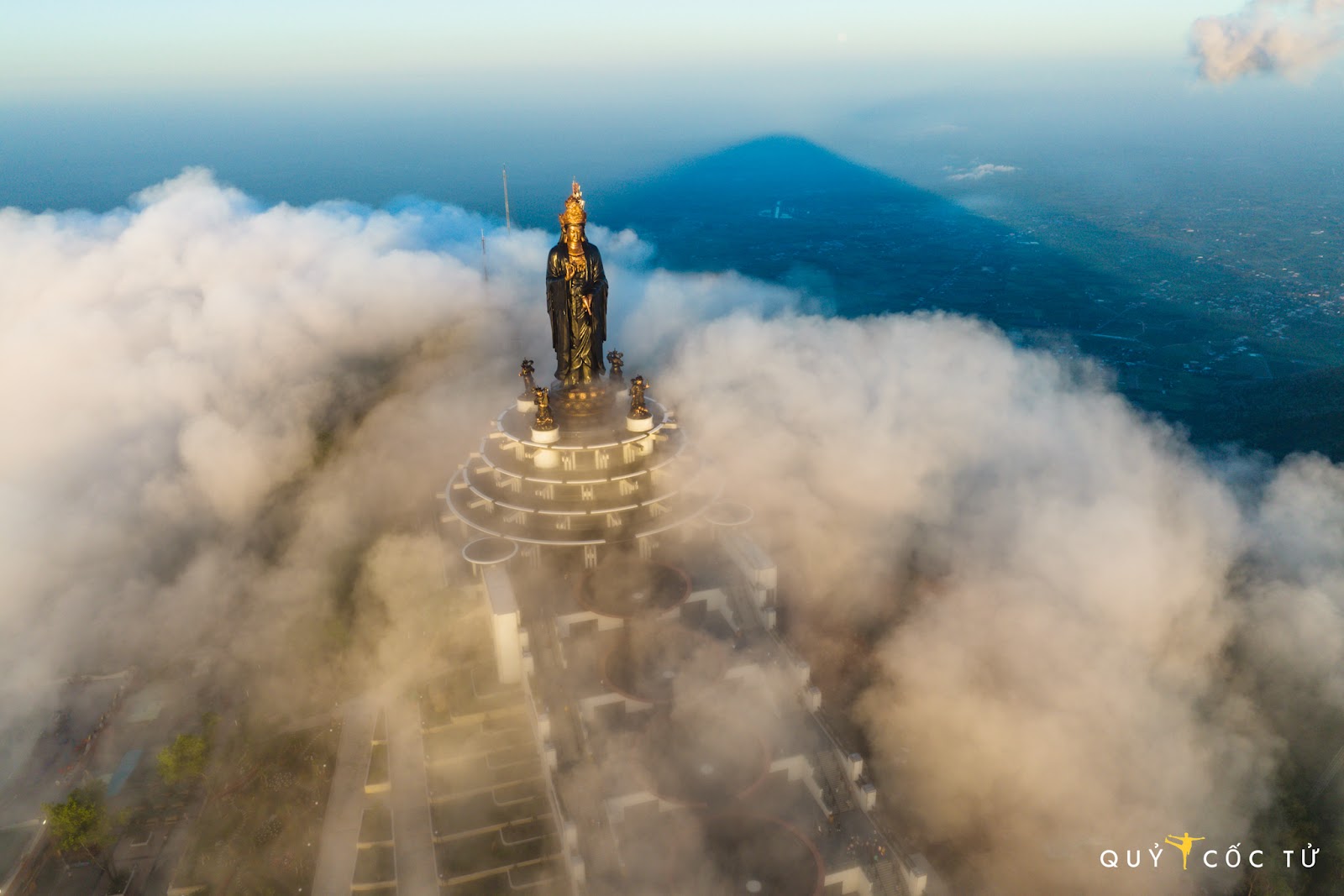 dau nam len nui ba den, ngam bien may dat dao vo tan - 1