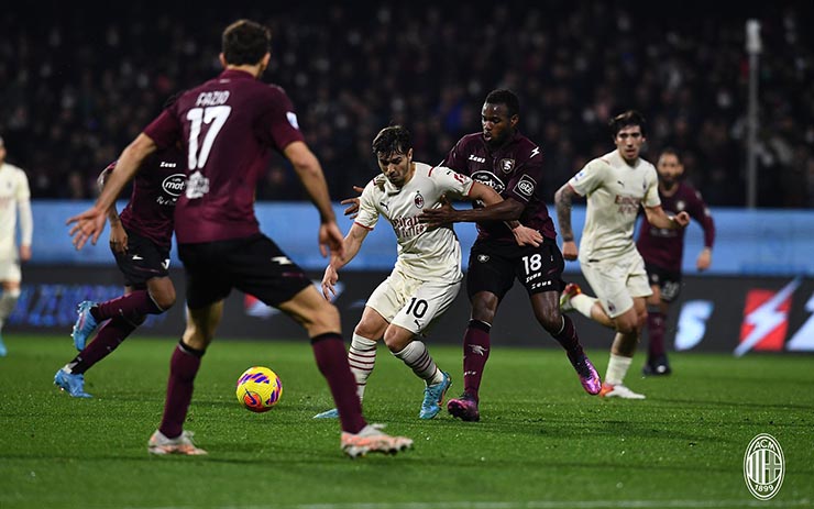 Kết quả bóng đá Salernitana - AC Milan: Phủ đầu hoàn hảo, cái kết hú vía (Vòng 26 Serie A) - 1