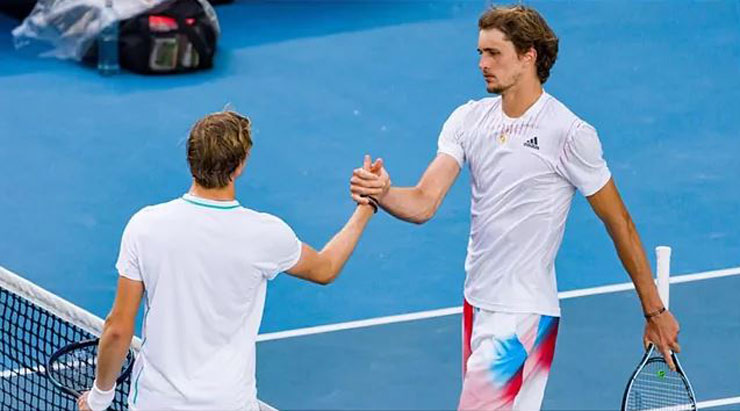 Nóng nhất thể thao tối 23/2: Nữ hoàng Australian Open gặp rắc rối vì... uống bia - 4