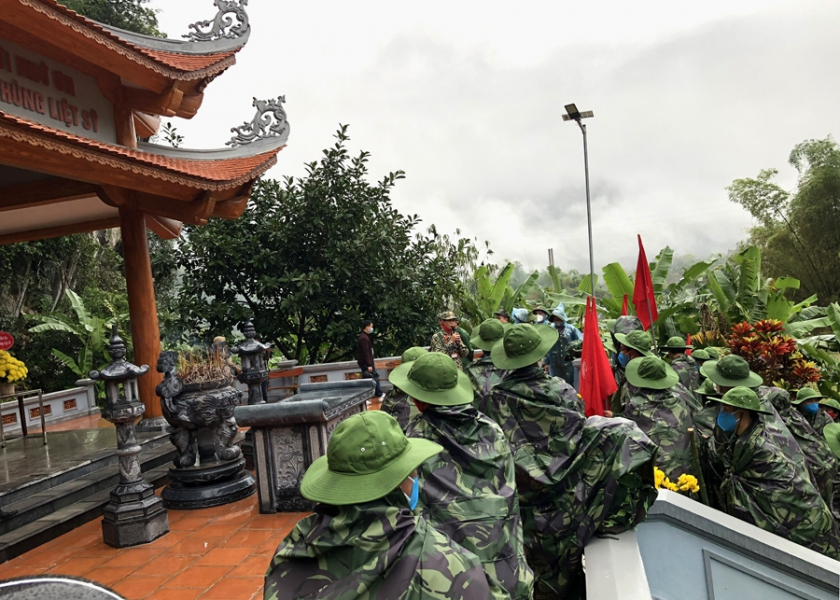 Hà Giang ra mắt tour "Hành quân theo bước chân anh" - 2