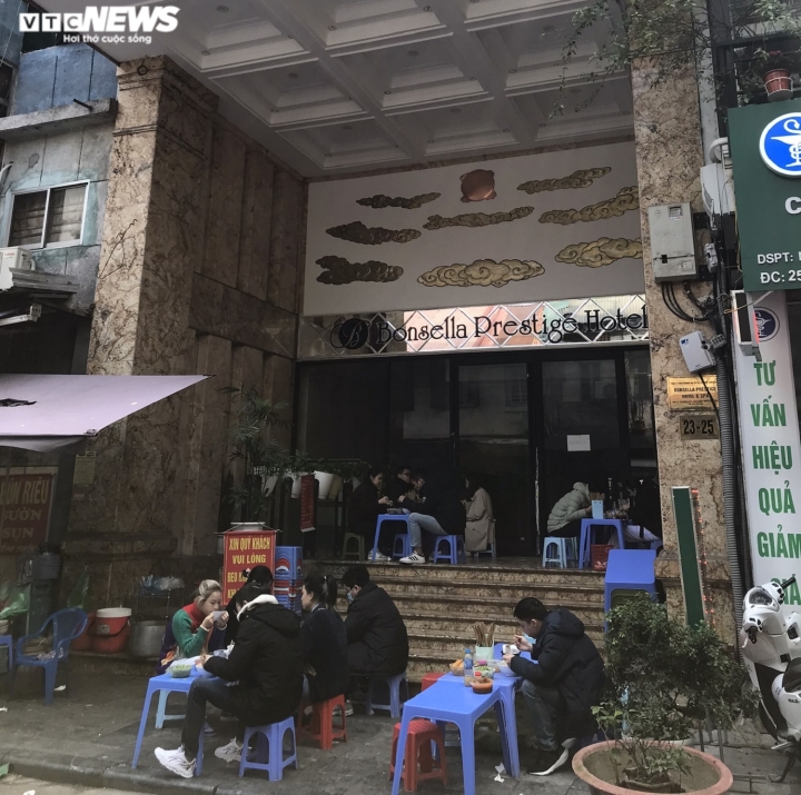 Ảnh: Khách sạn phố cổ Hà Nội đóng cửa im lìm trước ngày đón khách quốc tế - 7