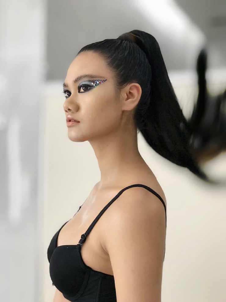 Người mẫu bóng chuyền Minh Huệ thi Hoa hậu Hoàn vũ 2022 - 2