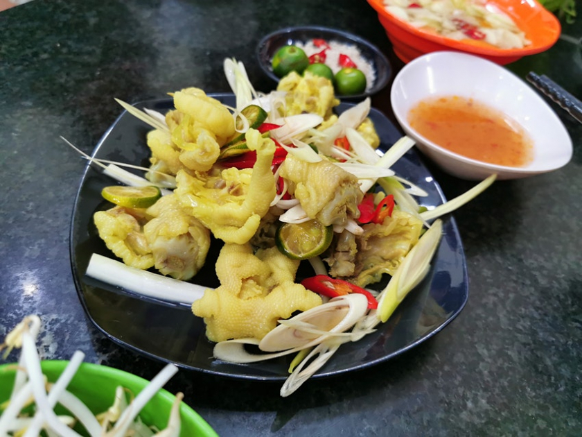 7 món ăn Việt lạ lùng nhất trong mắt khách quốc tế - 3