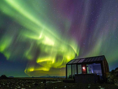 Bạn có thể nhìn thấy Cực quang từ trên giường của mình tại Airbnb này ở Iceland