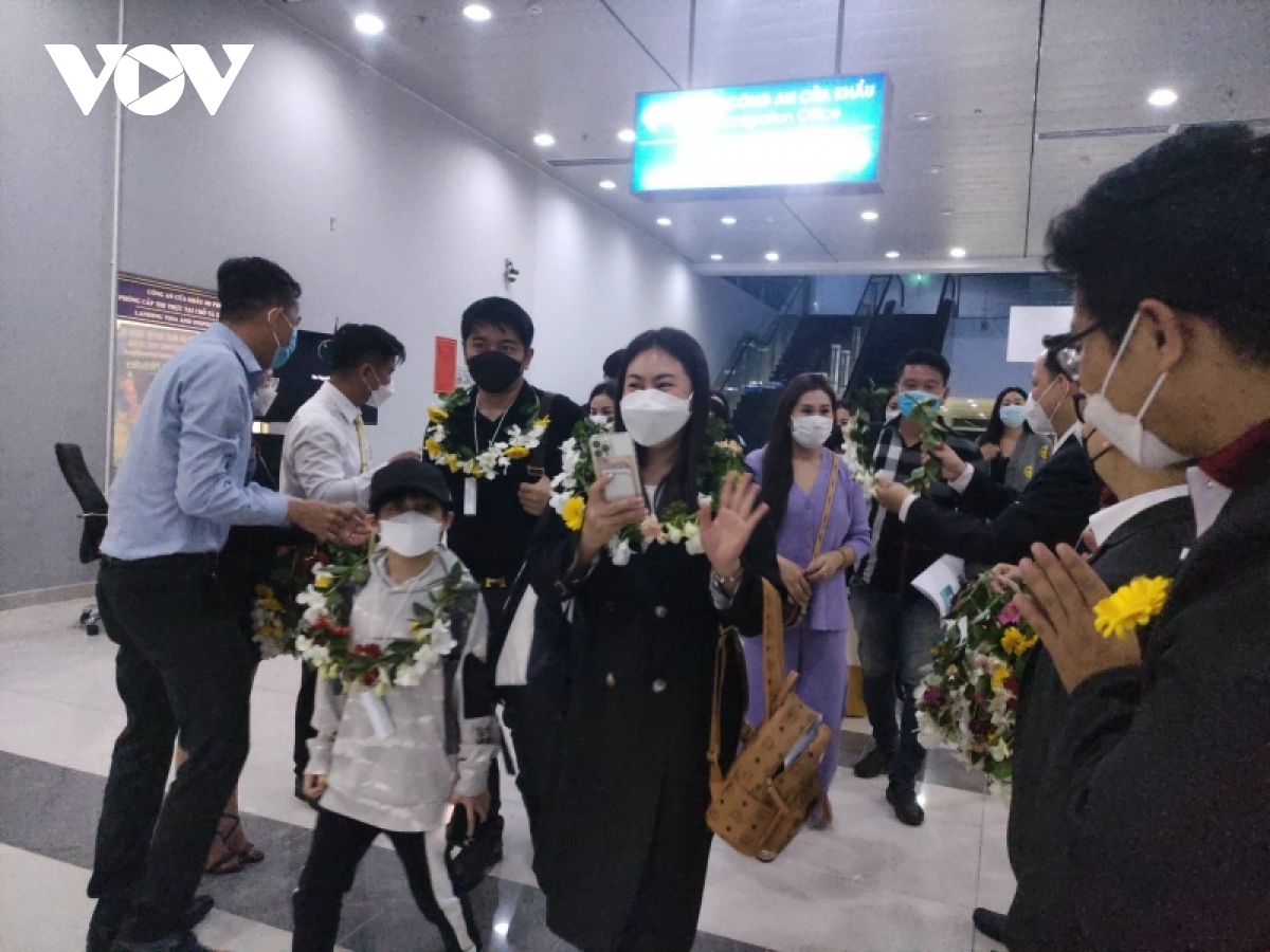 Đoàn khách cuối cùng thí điểm đón khách bằng hộ chiếu vaccine đến Phú Quốc - 1