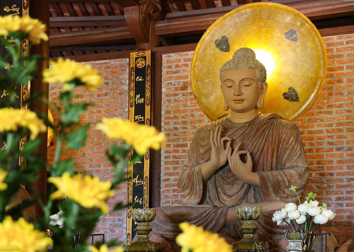 Vẻ đẹp bình yên của ngôi chùa Địa Tạng Phi Lai - 3