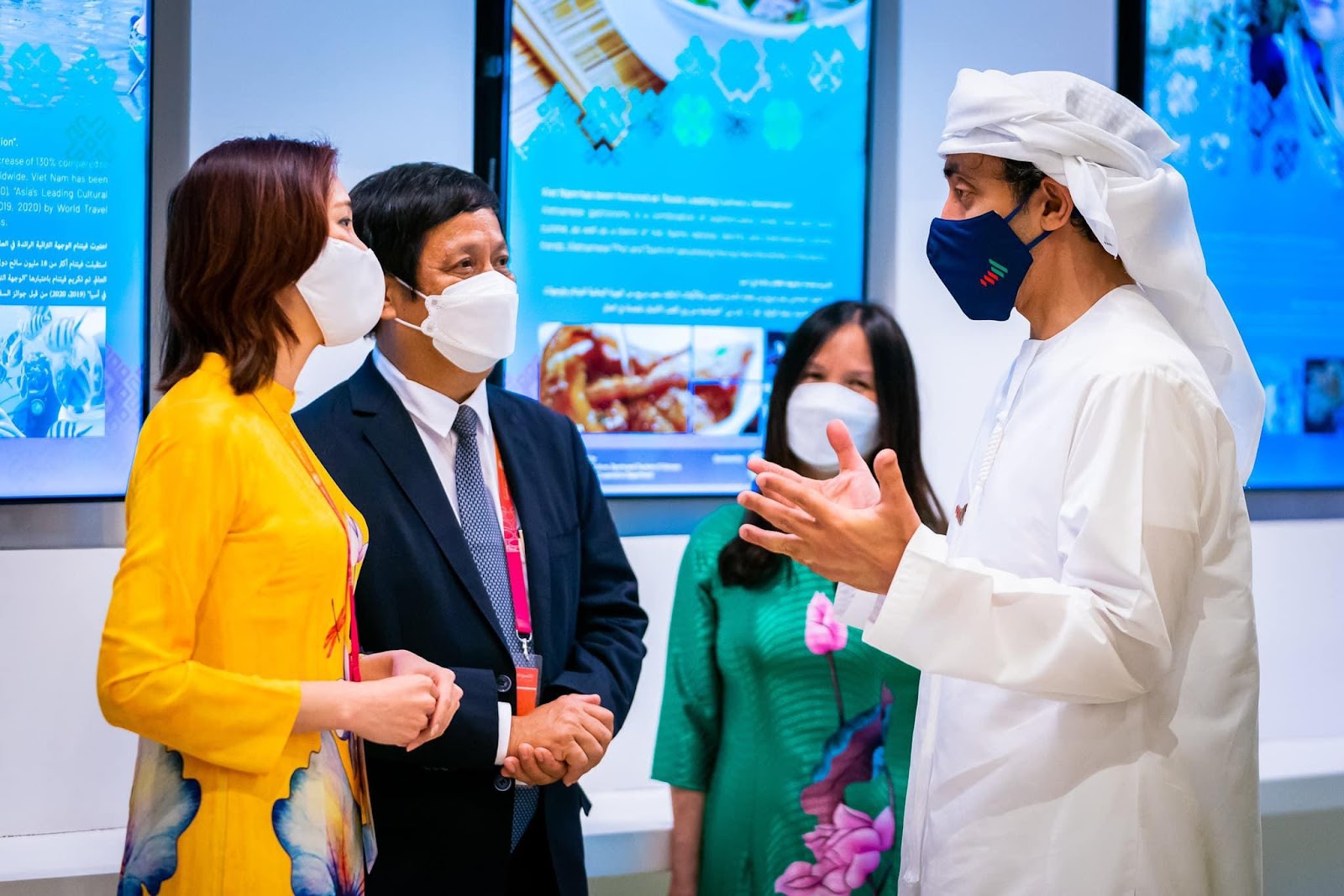 Quốc vương Dubai ấn tượng trước không gian triển lãm của Việt Nam tại Expo 2020 - 5