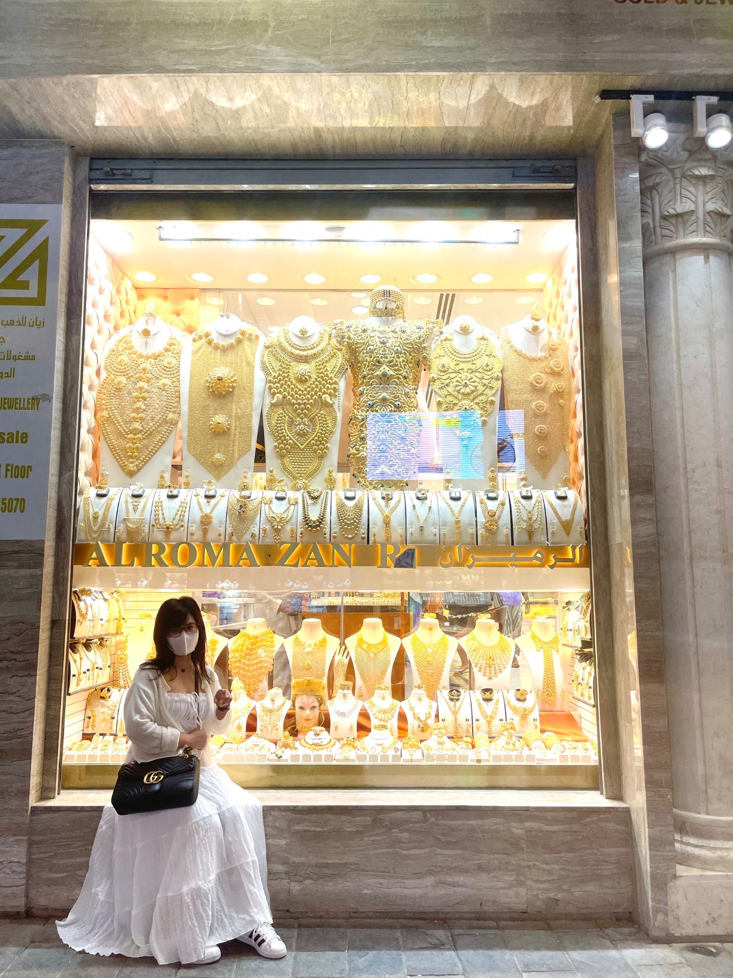 Cô gái Việt mách chiêu mua vàng “giá hời” ở khu chợ bán vàng hàng tấn - 5