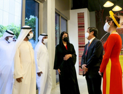 Chuyển động - Quốc vương Dubai ấn tượng trước không gian triển lãm của Việt Nam tại Expo 2020