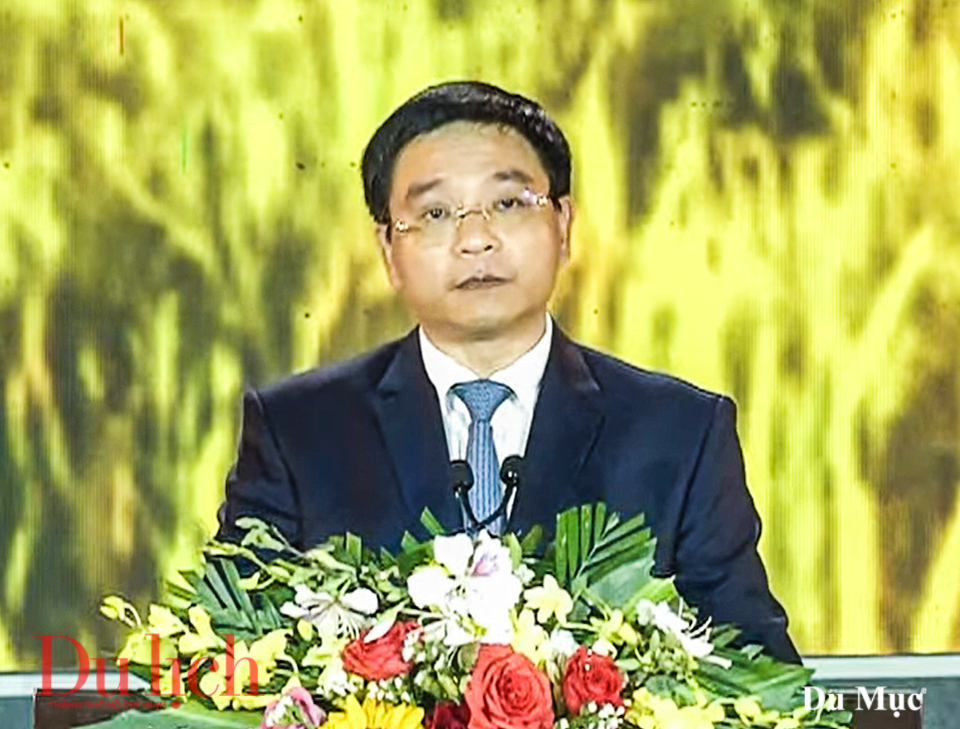 Điện Biên lung linh sắc màu trong Lễ hội hoa Ban 2022 - 2