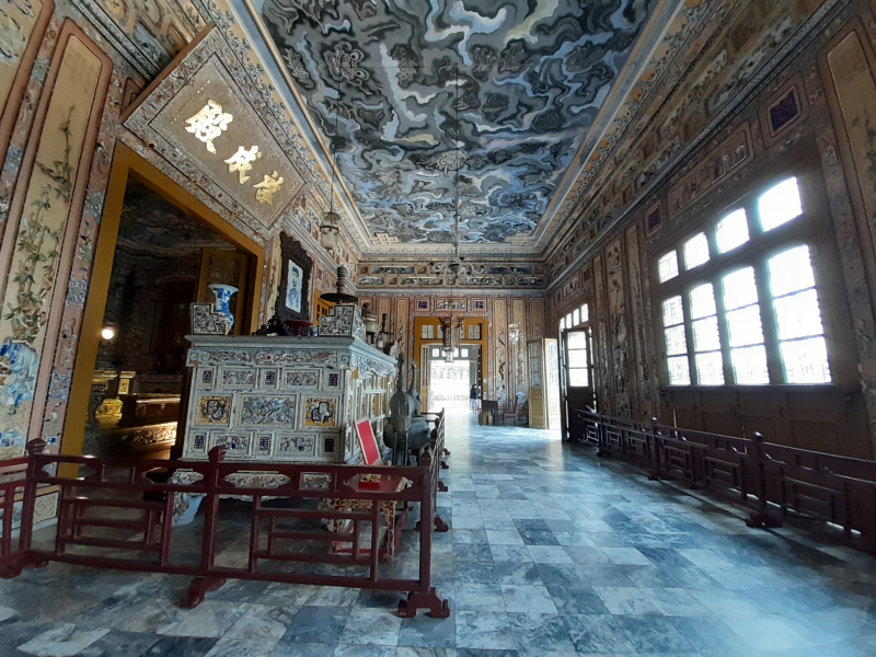 Đến thăm lăng vị vua Nguyễn được nhiều du khách lựa chọn khi đến Huế - 14