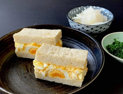 Ăn gì - Làm sandwich trứng kiểu Nhật chỉ với 5 bước
