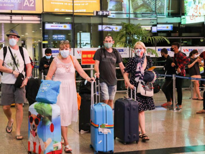 Chuyển động - Báo Đức: Việt Nam mở rộng cửa đón du khách quốc tế