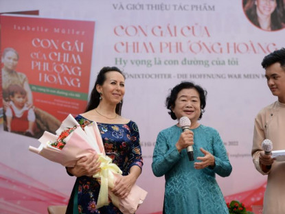 Giải trí - Câu chuyện Phượng Hoàng tái sinh giữa đời thường của người phụ nữ gốc Việt