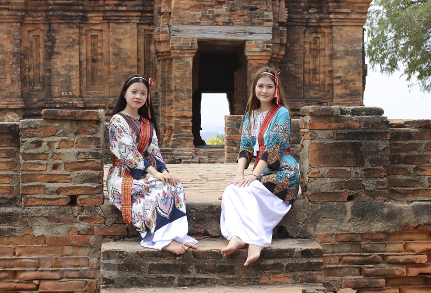 Ninh Thuận phát triển du lịch gắn với phát huy các giá trị văn hóa - 2