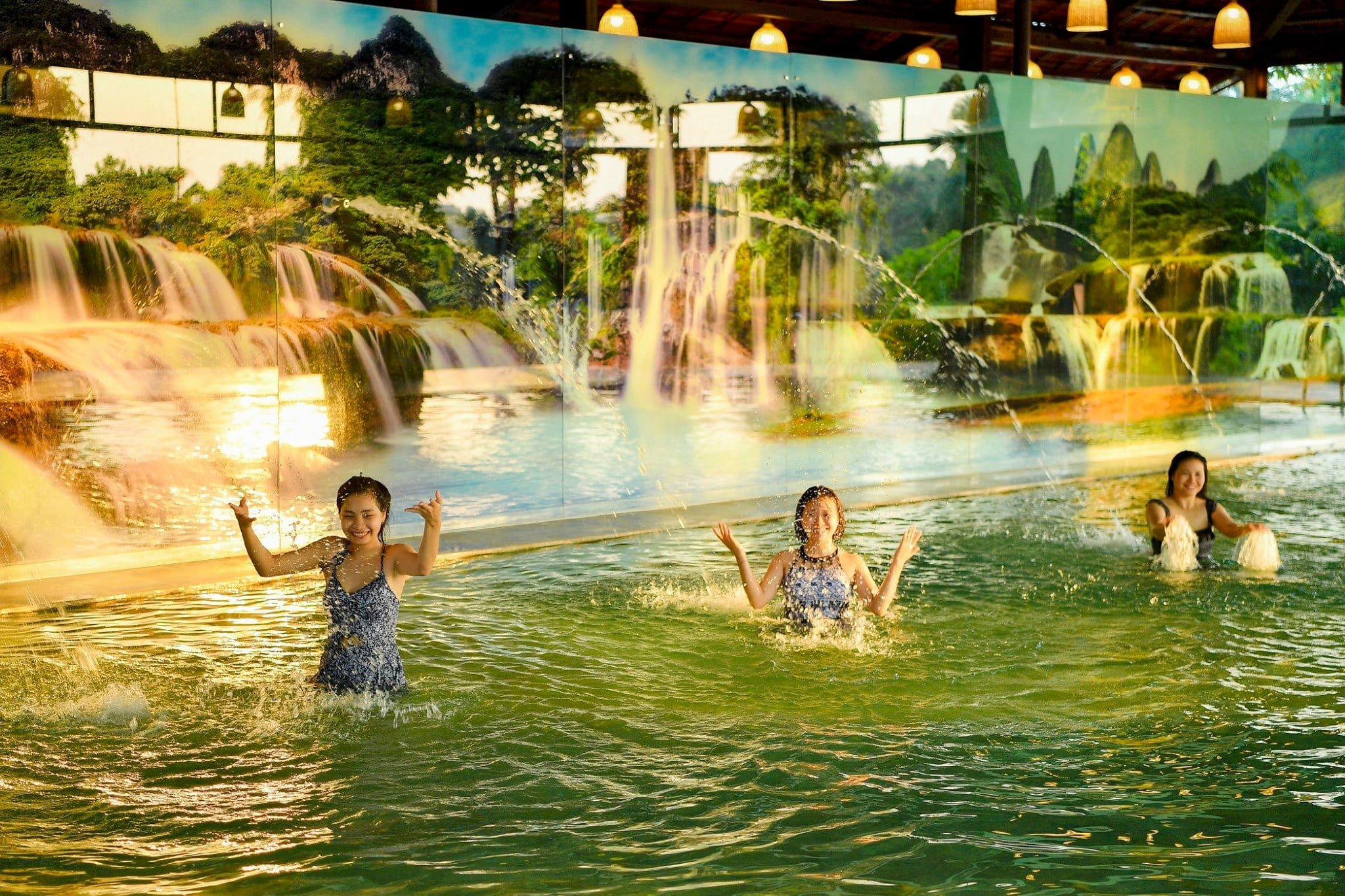 4 resort có bể bơi nước nóng quanh Hà Nội - 9
