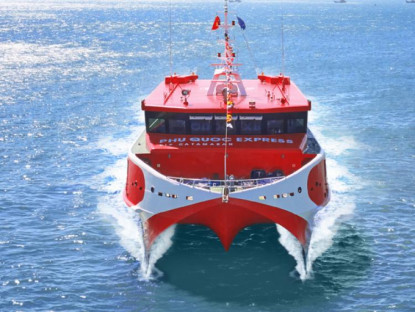 Chuyển động - Du khách có thể ra đảo Lý Sơn bằng tàu cao tốc 5 sao lớn nhất Việt Nam