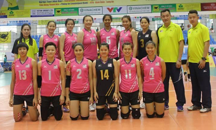 Các &#34;cô gái chân dài&#34; bóng chuyền nữ SEA Games 31 thở phào, trút gánh nặng - 1