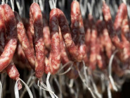 Đặc sản ám khói vùng Tây Bắc, giá nửa triệu một cân vẫn cháy hàng dịp Tết