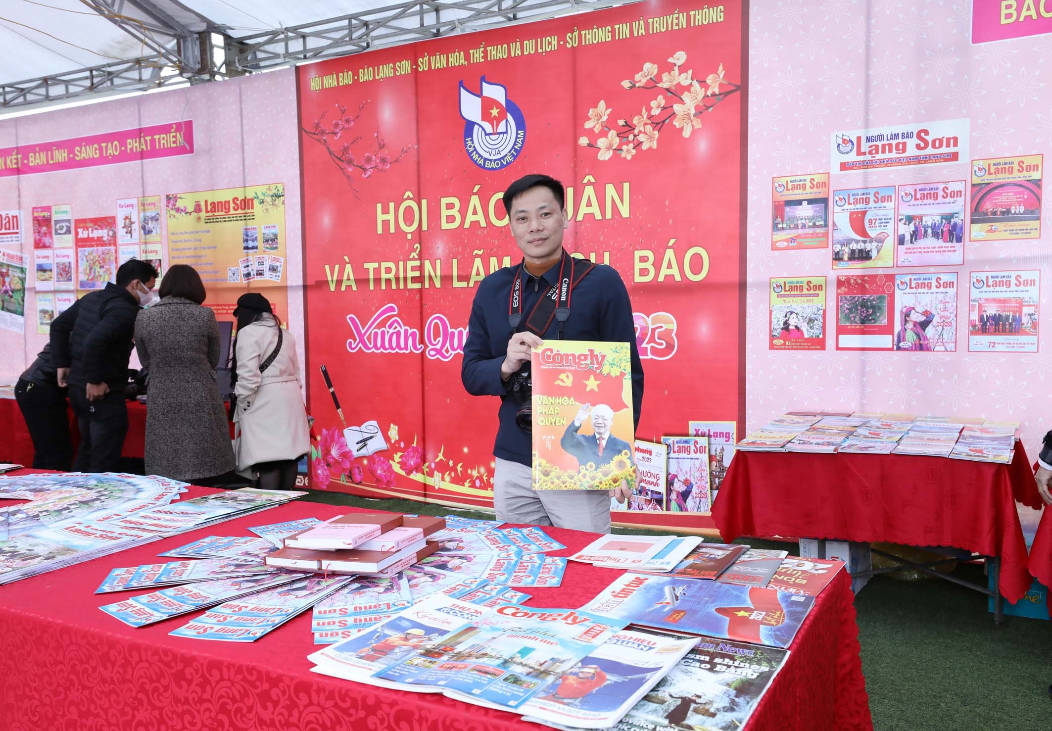 Lạng Sơn: Khai mạc Lễ hội hoa Đào Xứ Lạng Xuân Quý Mão 2023 - 4