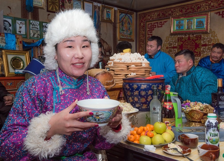 Phong tục đón Tết đặc biệt của người Mông Cổ - 3