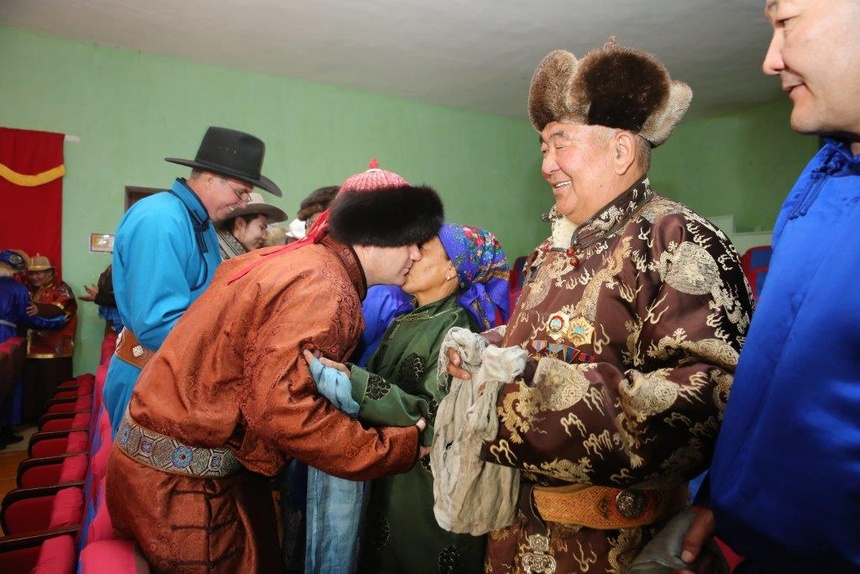 Phong tục đón Tết đặc biệt của người Mông Cổ - 4