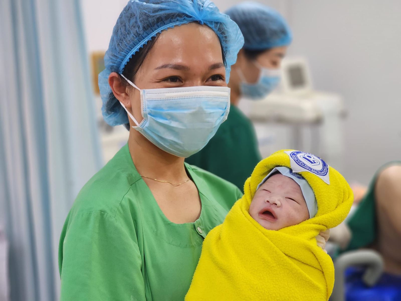 Những em bé 'Quý Mão' đầu tiên chào đời trong thời khắc Giao thừa - 3