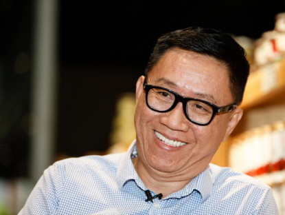 Ông chủ Vinamit: Mình biết đủ để đừng rơi xuống đáy, nếu lỡ rơi phải giữ sức để leo lên