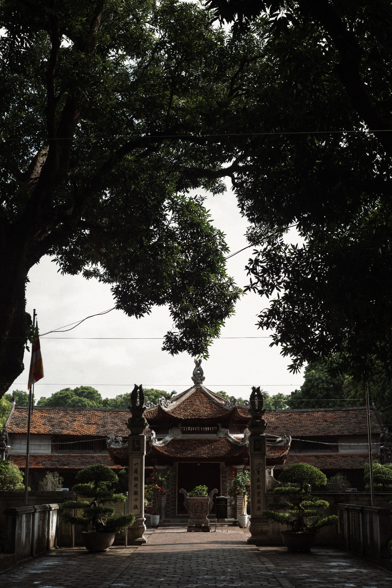 Đầu năm du xuân 'đệ nhất tùng lâm', ngôi chùa 900 tuổi đẹp nhất của Hà Nội xưa - 14