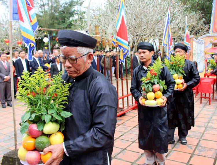 Tháng Giêng về Đà Nẵng xem Lễ hội rau