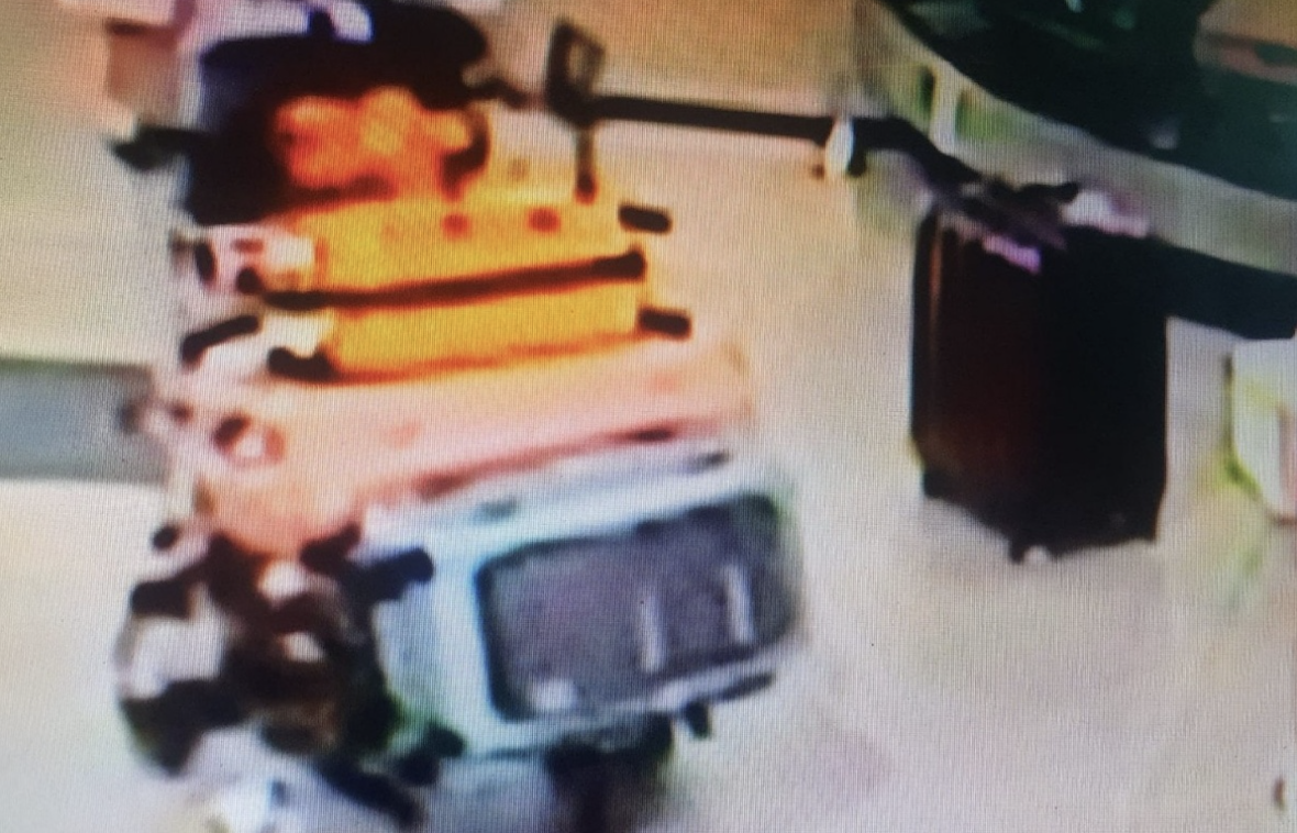 Tìm được người cầm nhầm vali tại sân bay Phú Quốc - 2