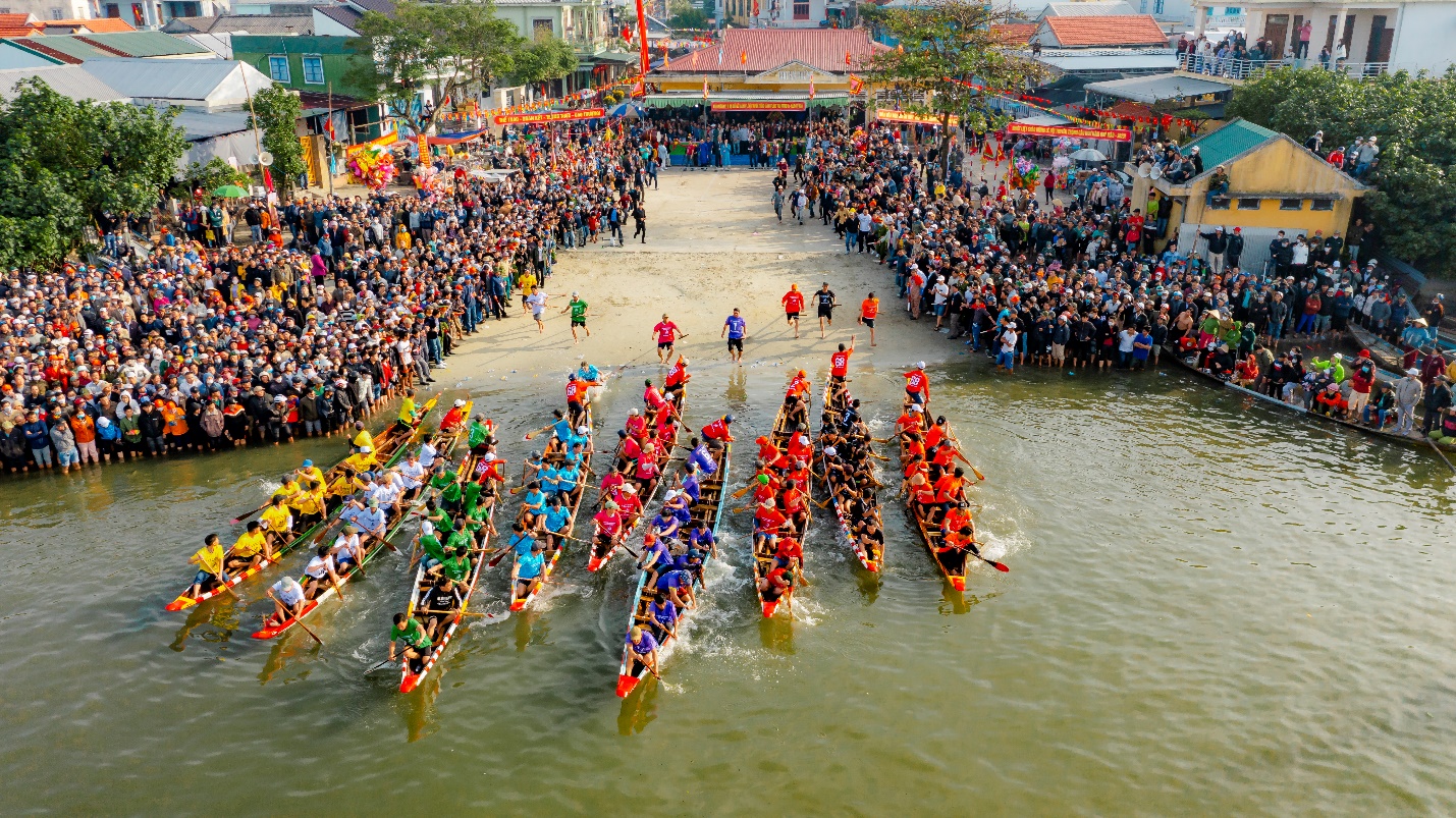 Giải đua ghe truyền thống trên phá Tam Giang - 4