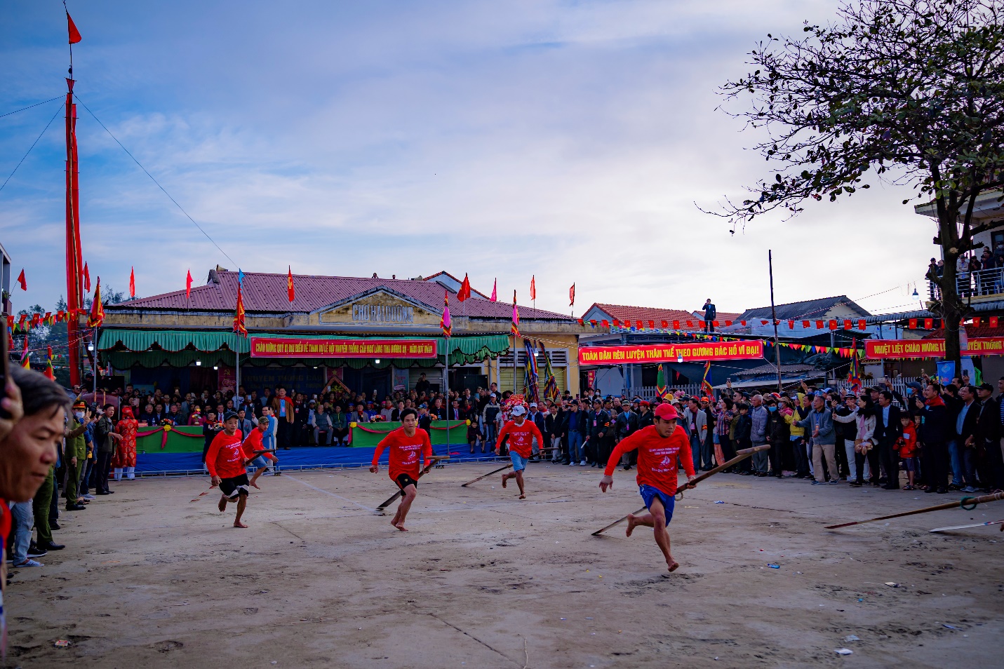 Giải đua ghe truyền thống trên phá Tam Giang - 3