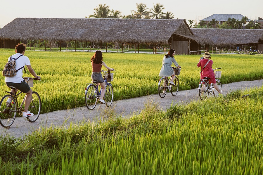 Phát triển du lịch xanh ở Việt Nam - 1